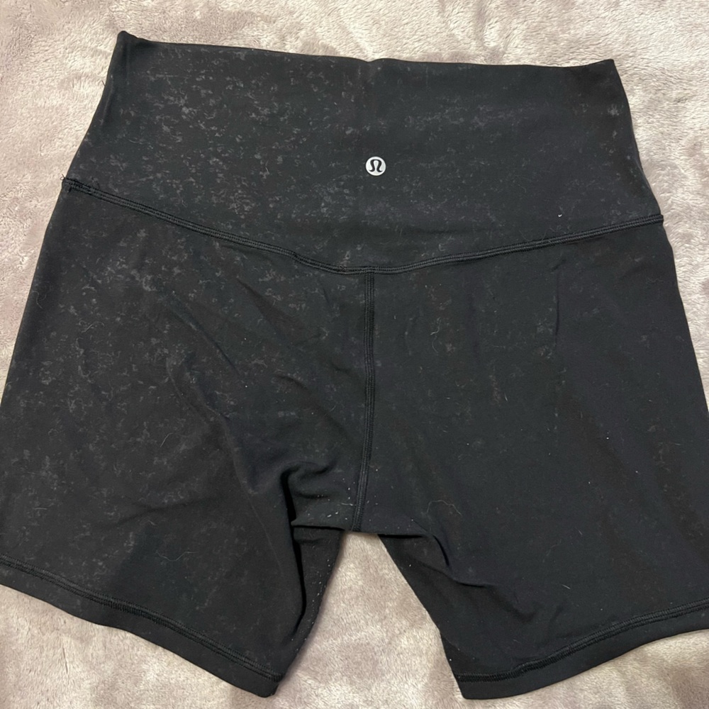 Lululemon Align shorts 6in in Black